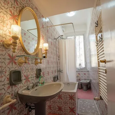 Casa Giorgia With Parking Space * Genova
