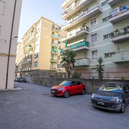 Casa Giorgia With Parking Space Genova