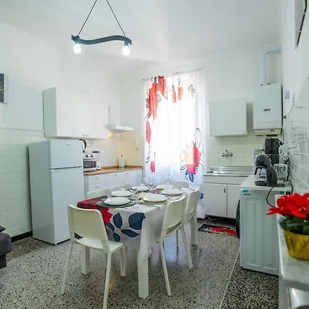 公寓 Casa Giorgia With Parking Space