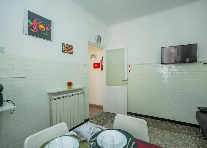 Lägenhet Casa Giorgia With Parking Space Genua