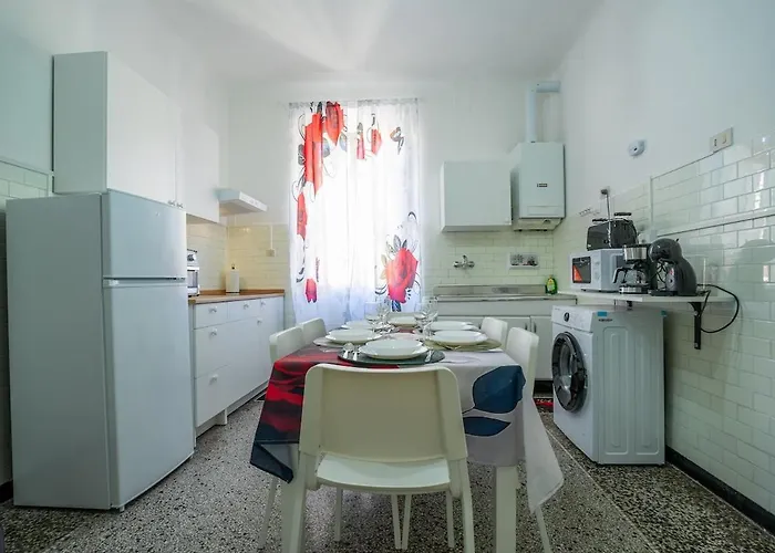 Casa Giorgia With Parking Space Lägenhet Genua